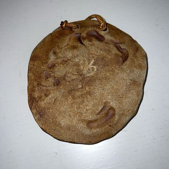 Vintage Signed Sand Dollar Wall Plaque Cast Stone Cement Signed JS Hand Made - Picture 7 of 8